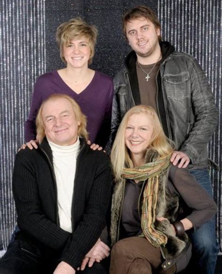 
Meet YES Drummer Alan White’s Wife Gigi White- Musician Dies At 72 