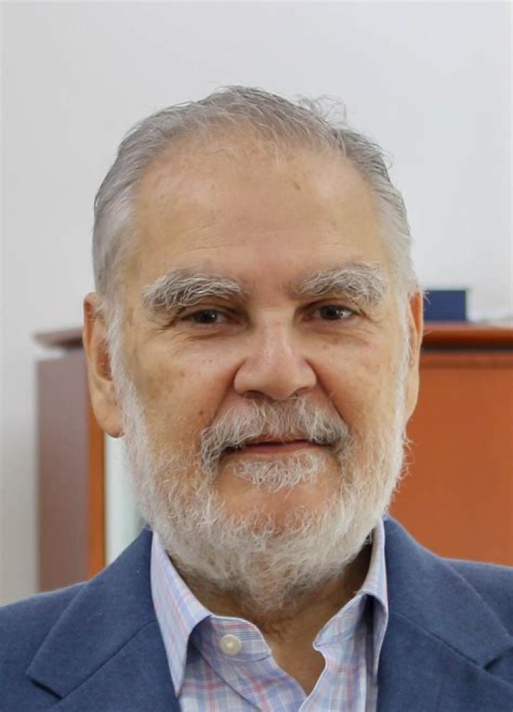 
Miguel Ceara Hatton Height, Weight, Net Worth, Age, Birthday, Wikipedia, Who, Nationality, Biography 