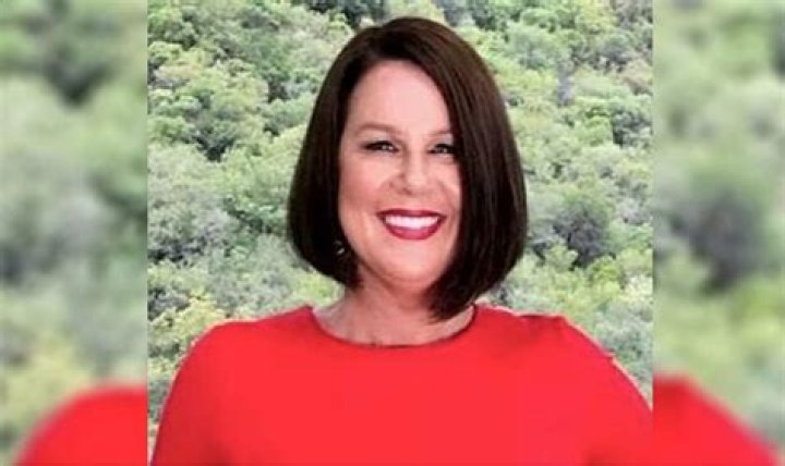 
Mollee Roestel Height, Weight, Net Worth, Age, Birthday, Wikipedia, Who, Nationality, Biography 