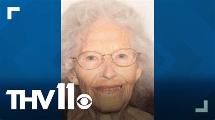 Mom of 3 Was Found Stabbed Outside Her N.Y. Home and Later Died, 21-Year-Old Woman Charged