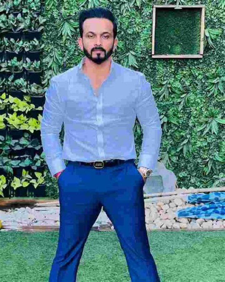 Mrunal Jadhav Height, Weight, Net Worth, Age, Birthday, Wikipedia, Who, Instagram, Biography