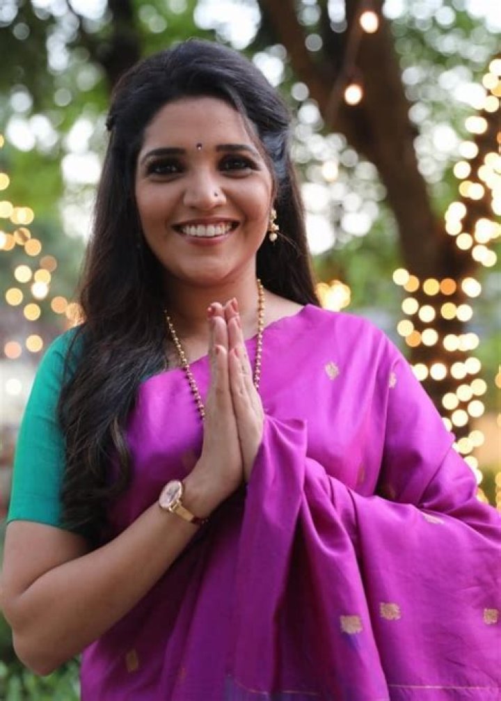 Mukta Barve Height, Weight, Net Worth, Age, Birthday, Wikipedia, Who, Nationality, Biography