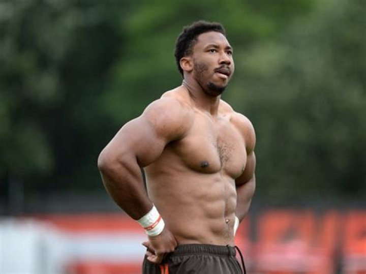 Myles Garrett Height, Weight, Net Worth, Age, Birthday, Wikipedia, Who, Nationality, Biography