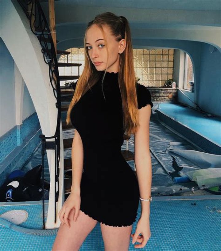 
Naked Truth About Russian TikTok Star – Sophia Diamond 