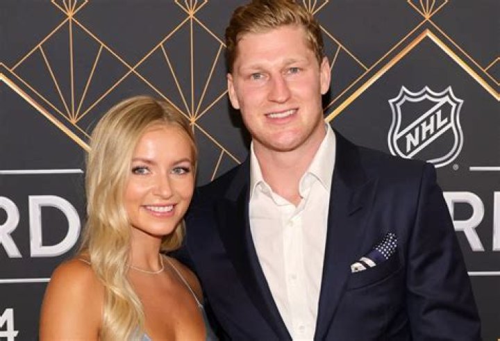 Nathan MacKinnon: Girlfriend, Family, Prize Money & Net Worth