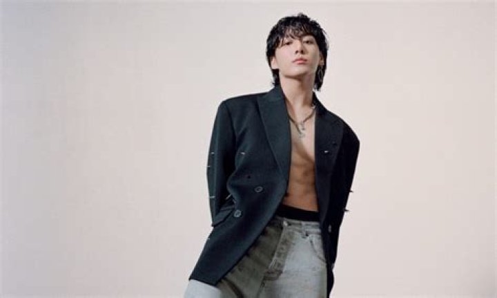 
“Need y’all to put some respect”: Fans furious over BTS Jung Kook’s nomination overshadowing Tiffany Young’s historical achievement 