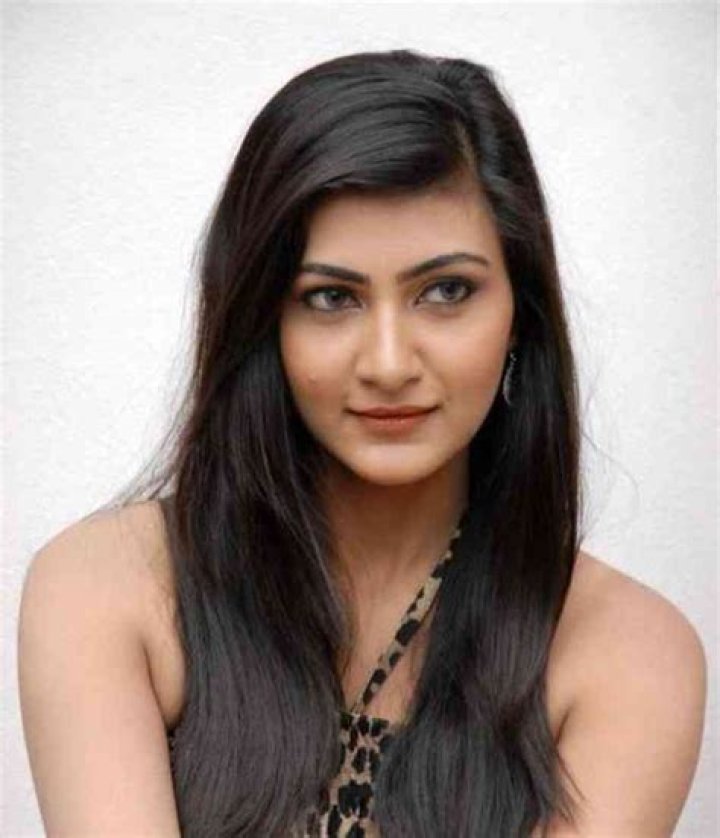Neelam Upadhyaya Height, Weight, Net Worth, Age, Birthday, Wikipedia, Who, Instagram, Biography
