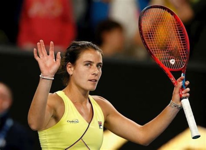 
Nick Navarro Height, Weight, Net Worth, Age, Birthday, Wikipedia, Who, Nationality, Biography 