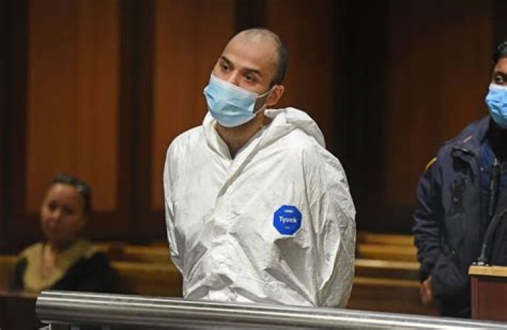 
NYC Dad Charged with Attempted Murder After Allegedly Running Wife Over with Family SUV, Stabbing Her 