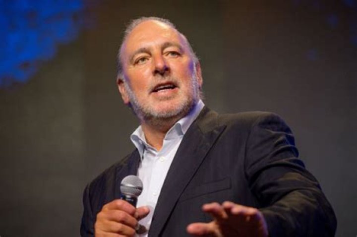 
Pastor Brian Houston From Hillsong Church Has A Whooping Net Worth Of Above $10 Million 