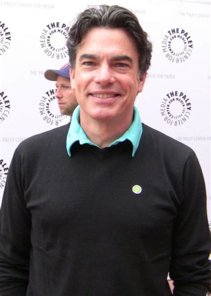 Peter Gallagher Height, Weight, Net Worth, Age, Birthday, Wikipedia, Who, Nationality, Biography