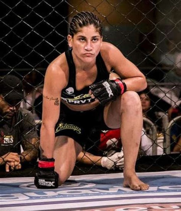 
Priscila Cachoeira Height, Weight, Net Worth, Age, Birthday, Wikipedia, Who, Nationality, Biography 