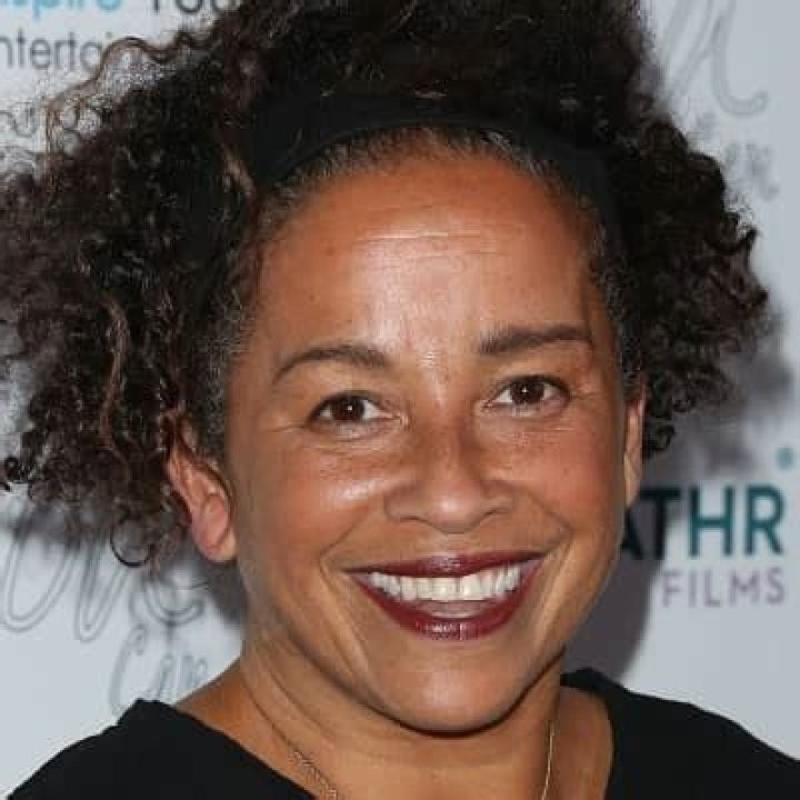 Rae Dawn Chong Height, Weight, Net Worth, Age, Birthday, Wikipedia, Who, Instagram, Biography