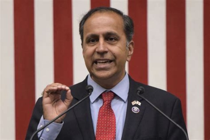 Raja Krishnamoorthi Height, Weight, Net Worth, Age, Birthday, Wikipedia, Who, Nationality, Biography