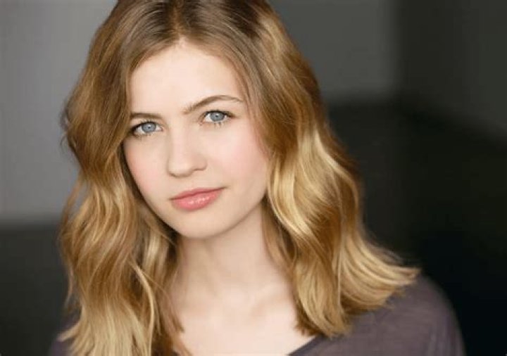 Rebecca Kolls Height, Weight, Net Worth, Age, Birthday, Wikipedia, Who, Nationality, Biography