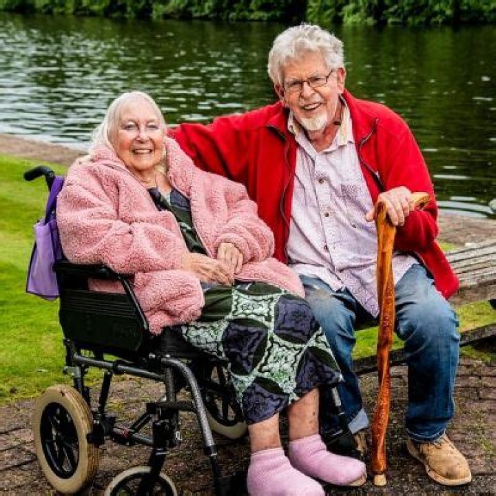 
Rolf Harris Wiki: Was He Christian or Jewish? Singer Family Details 