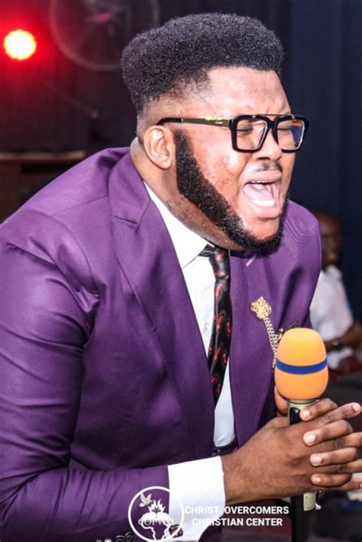 
Ruth Eze Narrowly Escapes Death As P.O.O Ceiling Falls Off 