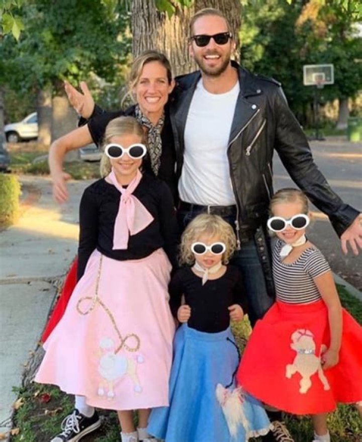 Ryan Hansen Has Three Kids With Wife Amy Russell Kristen