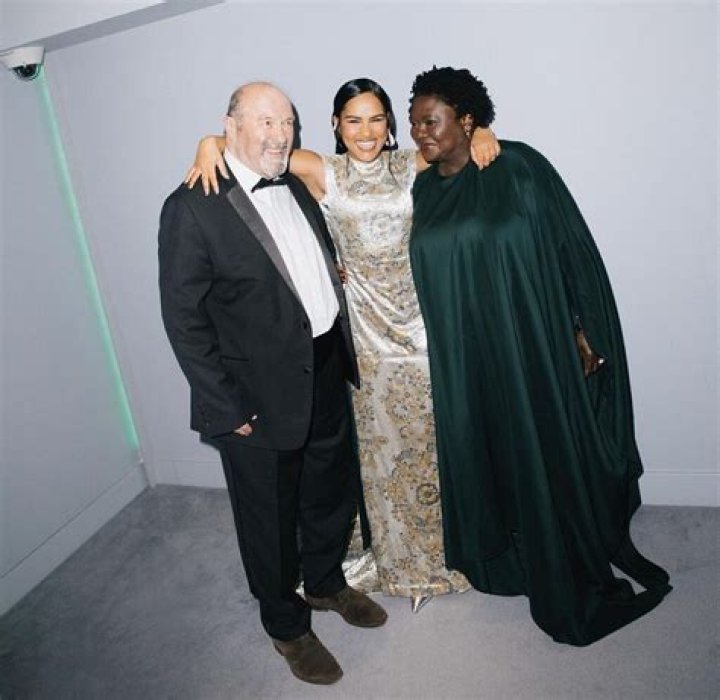 Saffron Hocking Height, Weight, Net Worth, Age, Birthday, Wikipedia, Who, Instagram, Biography