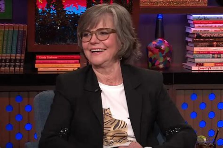 
Sally Field Says Burt Reynolds Was Her Worst On-Screen Kiss: ‘A Lot of Drooling Was Involved’ 