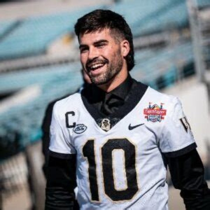 Sam Hartman Becames Top Quarterback To Play For The Demon Deacons By His Parents Support