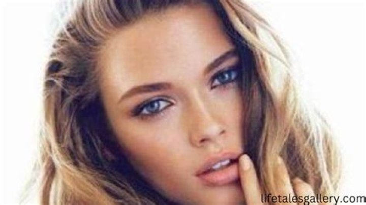 
Samantha Burton Height, Weight, Net Worth, Age, Birthday, Wikipedia, Who, Nationality, Biography 