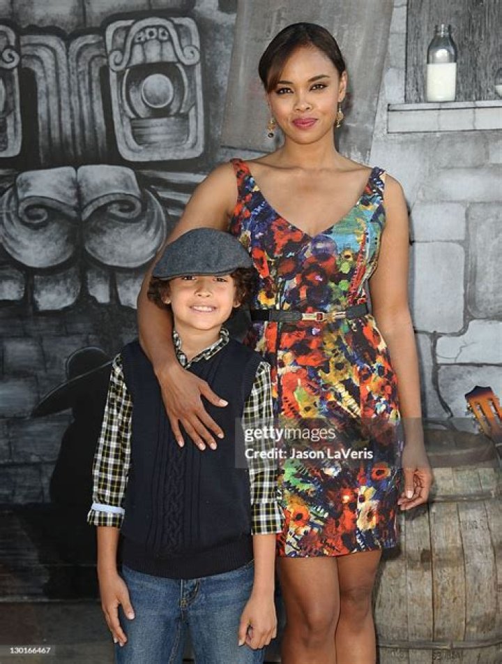 
Sharon Leal Wiki Bio, age, son, parents, husband, net worth, ethnicity 