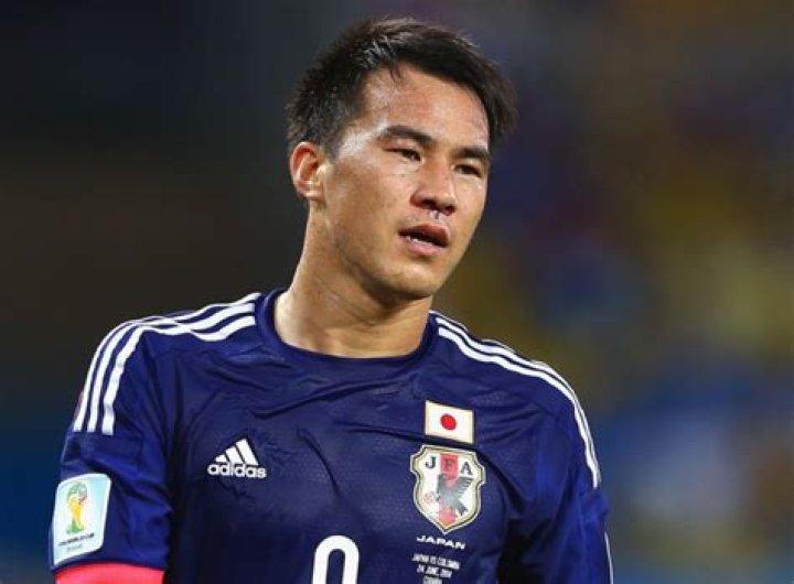 
Shinji Okazaki Height, Weight, Net Worth, Age, Birthday, Wikipedia, Who, Nationality, Biography 