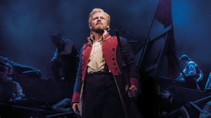 
Singer Dean Chisnall Wikipedia: Is He Related To Ian Chisnall? 