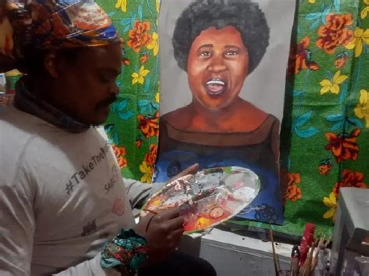 
Sis Ouma Age, Birthday, Wikipedia, Who, Nationality, Biography 