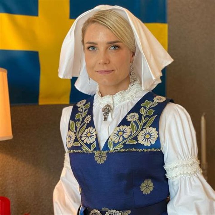 
Sofie Louise Johansson Height, Weight, Net Worth, Age, Birthday, Wikipedia, Who, Nationality, Biography 