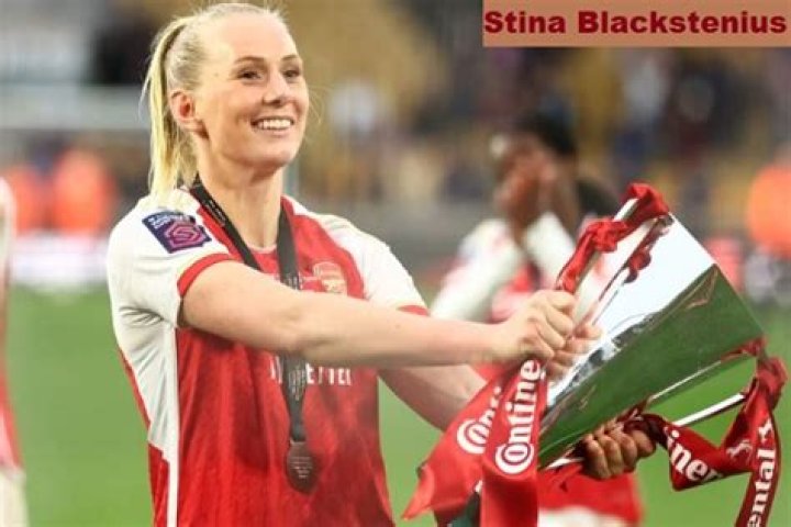 Stina Blackstenius Height, Weight, Net Worth, Age, Birthday, Wikipedia, Who, Nationality, Biography