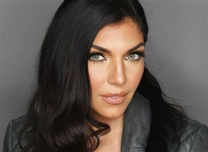 Suzanne Santo Height, Weight, Net Worth, Age, Birthday, Wikipedia, Who, Nationality, Biography