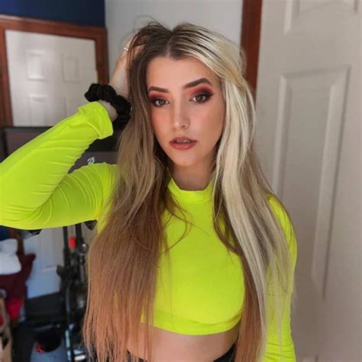 Sweeettails Height, Weight, Net Worth, Age, Birthday, Wikipedia, Who, Nationality, Biography