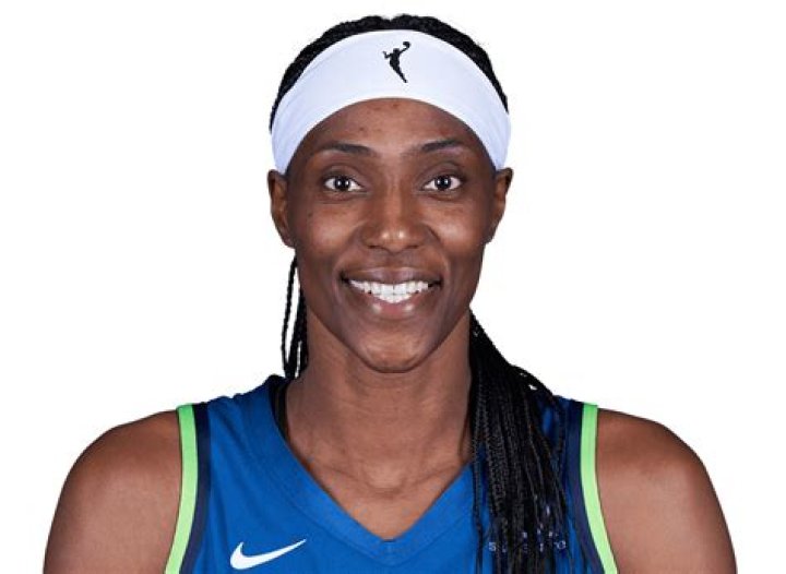 Sylvia Fowles Height, Weight, Net Worth, Age, Birthday, Wikipedia, Who, Nationality, Biography