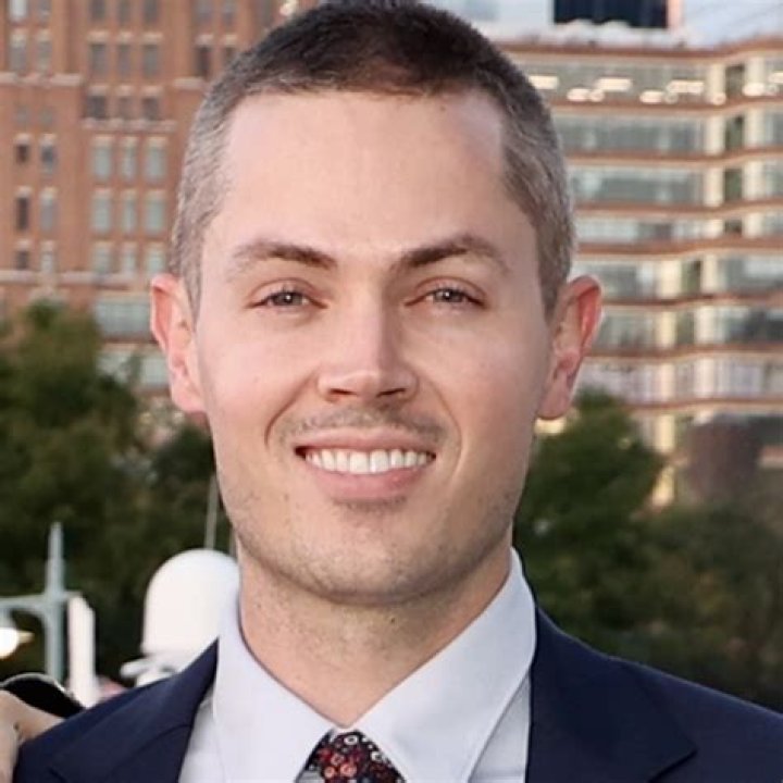 
Tara Moss Accident: What Happened To Tara Moss? Why Does Tara Moss Have A Walking Stick? Tara Moss Disability, Injury, Health Update 