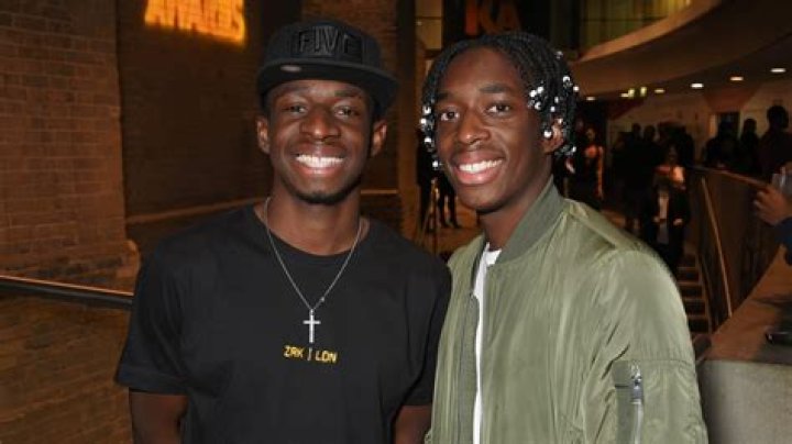 
The American YouTuber Tobi Brown Grew Up Alongside Five Siblings 