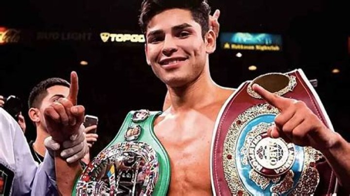 
Tiagz Garcia Height, Weight, Net Worth, Age, Birthday, Wikipedia, Who, Nationality, Biography 