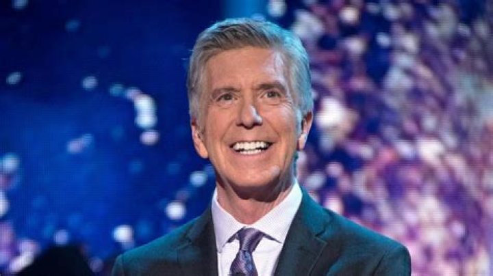 Tom Bergeron Height, Weight, Net Worth, Age, Birthday, Wikipedia, Who, Nationality, Biography