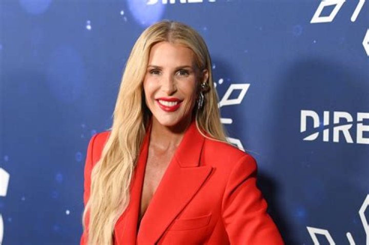 Tracy Tutor Height, Weight, Net Worth, Age, Birthday, Wikipedia, Who, Nationality, Biography