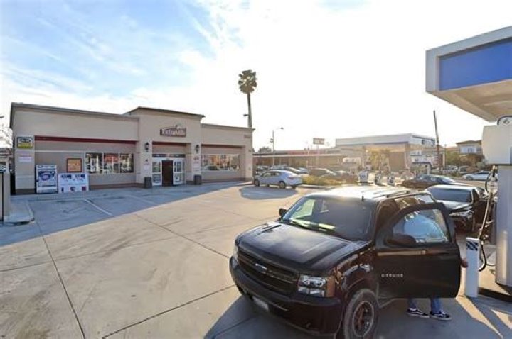 
What did Venissa Maldonado do? Woman arrested as one-year-old is found in gas station trash can 