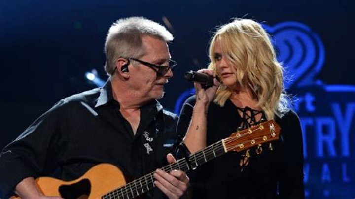 
What Happened To Scotty Wray? Miranda Lambert Bandmate Age And Death Cause 