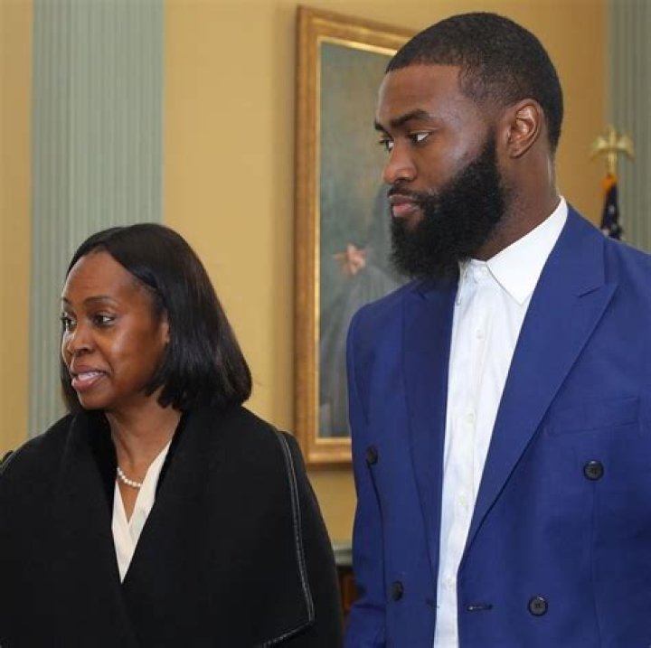 Who Are Jaylen Brown’s Parents? Meet His Mother Mechalle & Father Marselles Brown