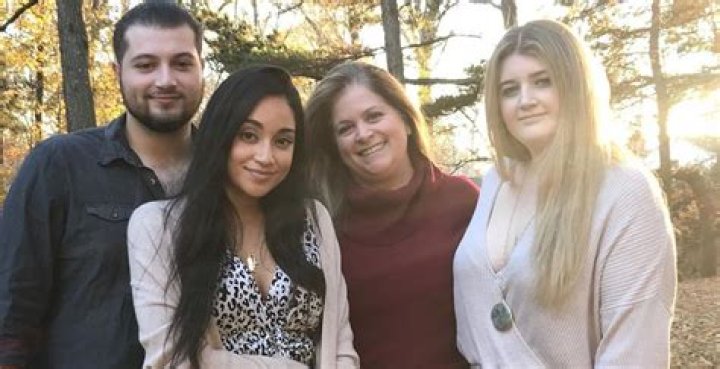 
Who are Victoria Fuller Parents? Victoria Fuller Biography, Parents Name and More 