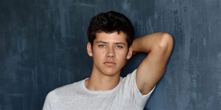 
Who is 22yo Matt Cornett? Age, Siblings, Weight, Biography 