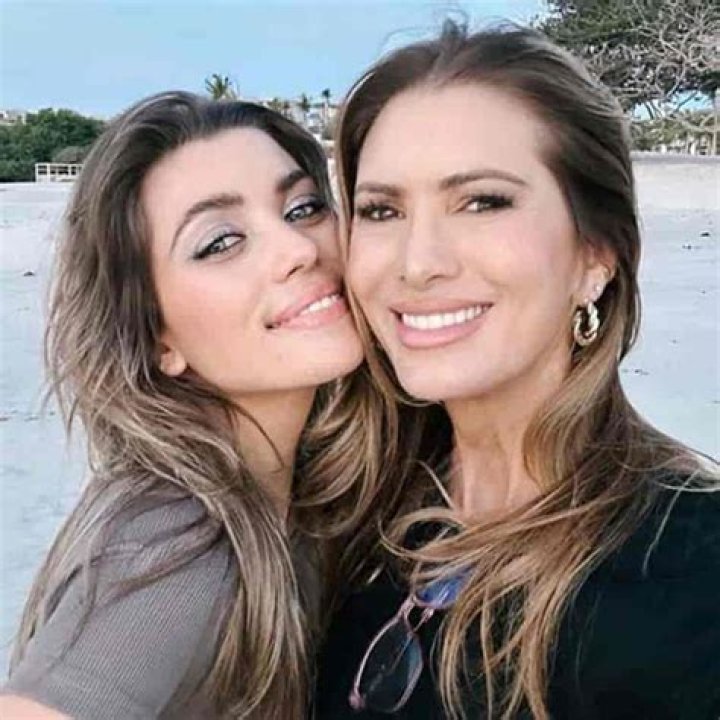 Who Is Amelie Zilber’s Mom, Christina Zilber? Her Parents And Net Worth