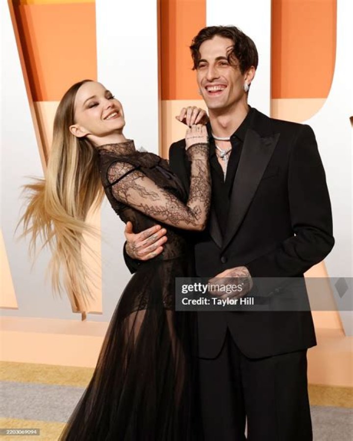 
Who Is Dove Cameron Dating 2022? Who Is Dove Cameron Boy Friend? 