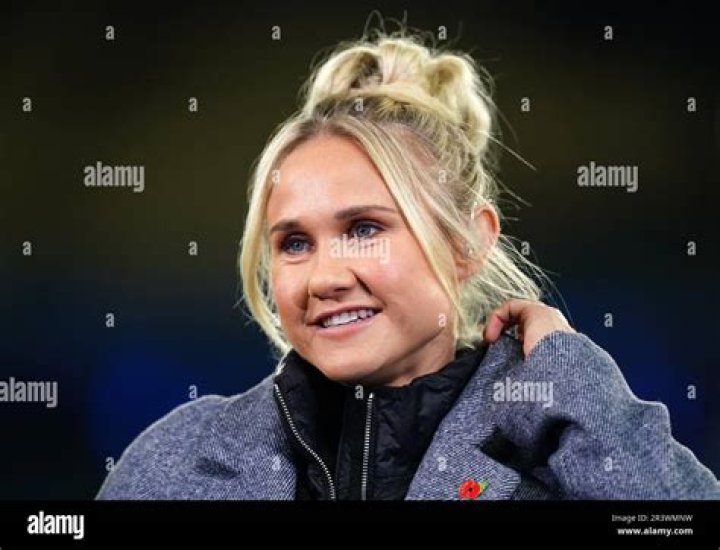 Who Is Everton’s Izzy Christiansen Partner In 2022- Is She Still Dating Billie Murphy?