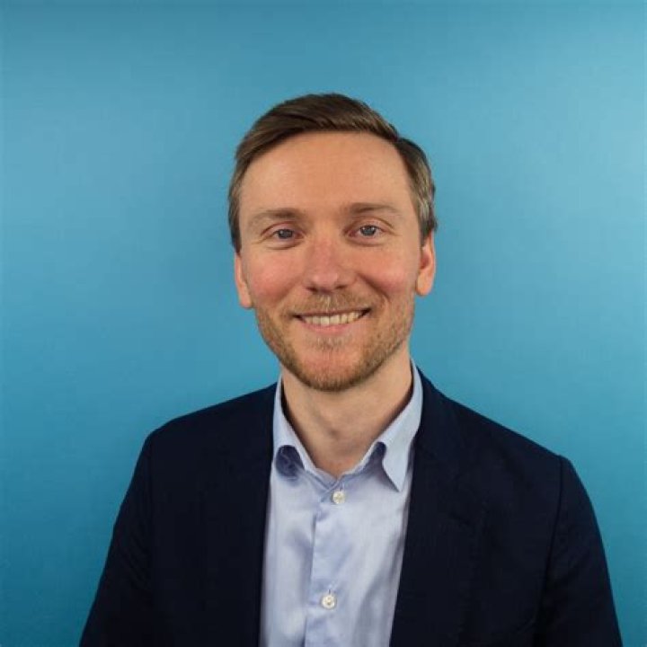 
Who Is Founder Torsten Bell From Resolution? Career In Nutshell 