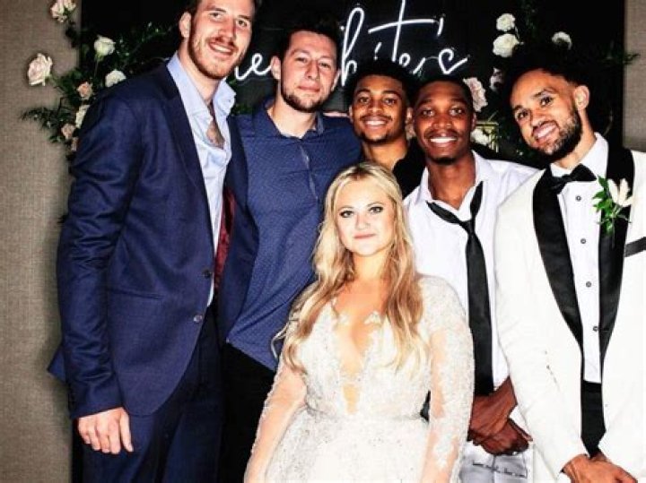 
Who Is Hannah Schneider? Meet Derrick White Wife – Wedding Pictures And Baby Update 2022 